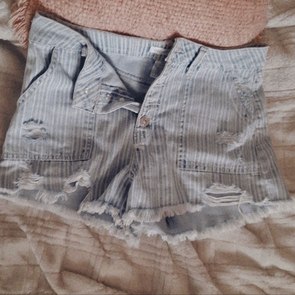 Happily Grey shorts